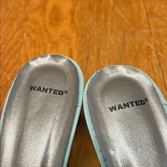 Red and White Mules with Patriotic Design - Picture 2 of 4